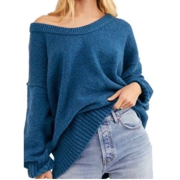 Free People Sweaters - Free People Brookside Tunic Halcyon Blue size small oversize sweater
